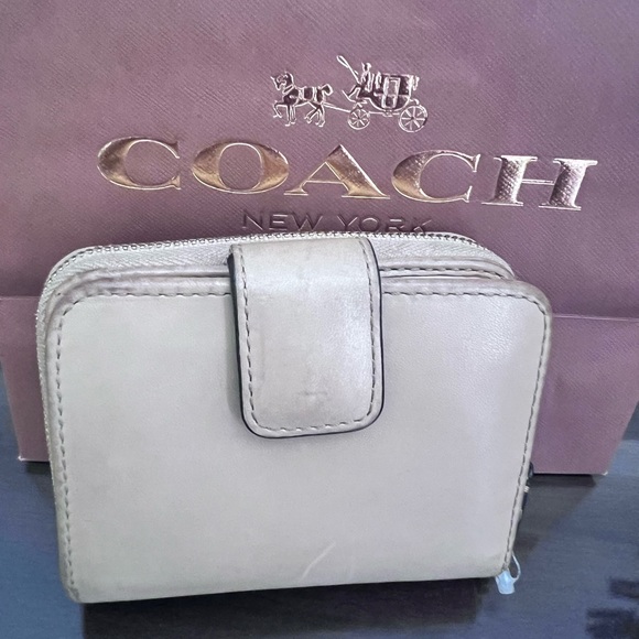 Coach wallet - Picture 10 of 10